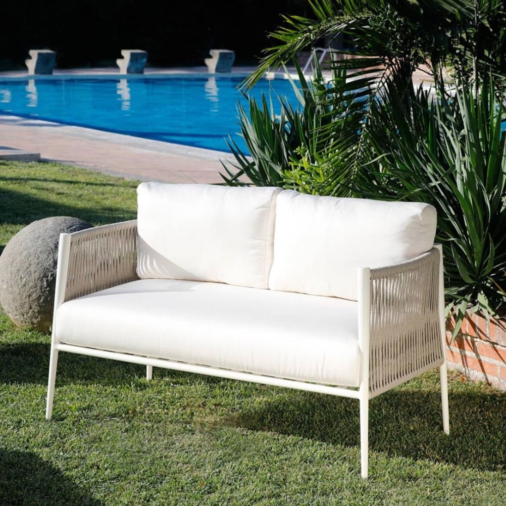 Unopiù Luce Sofa 142 cm – 2-Sitzer Outdoor-Lounge, Aluminium Elfenbein