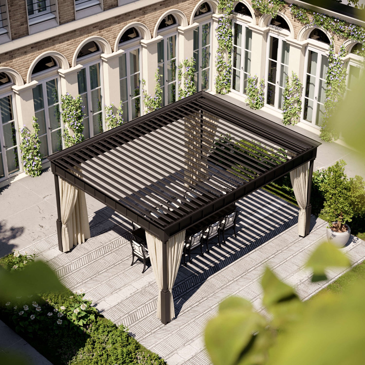 Unosider Timeless bioklimatische Lamellenpergola über einer Terrasse