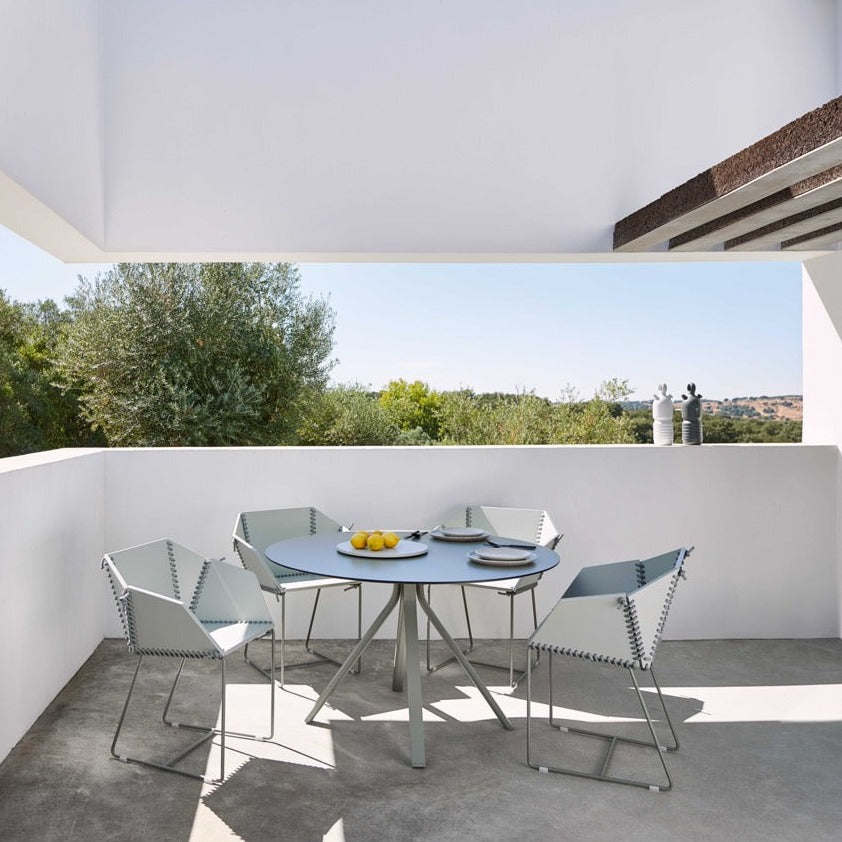 Gandia Blasco Stack Esstisch – stapelbare Outdoor-Kollektion von Borja García
