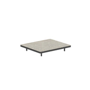 Royal Botania Alura Lounge Tisch 140 × 120 cm, Tischmodul (Sockelhöhe), Gestell anthrazit, Keramik grau gemustert (Ceppo Dolomitica)