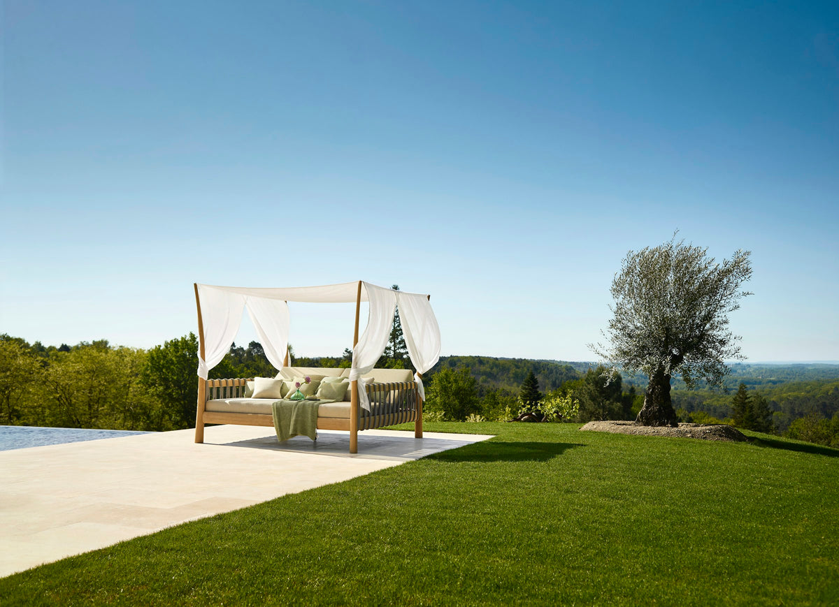 Royal Botania Tuskany Daybed im Außenbereich