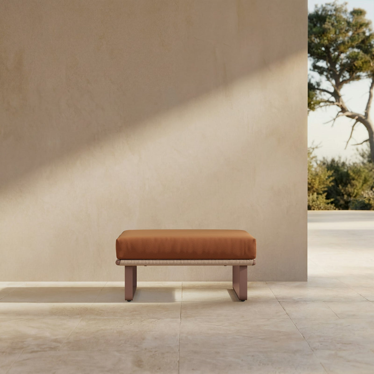 Kettal Bitta Hocker L – Frontansicht