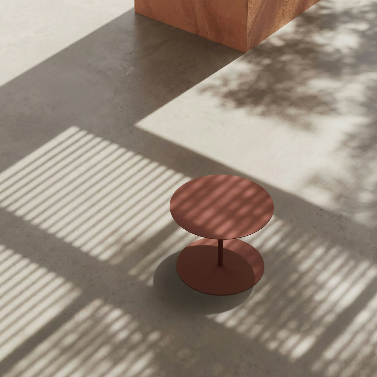 Kettal Objects Beistelltisch 45 cm, rund – Draufsicht Detail