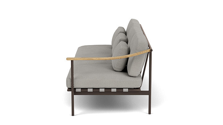 Barlow Tyrie I Around Deep Seating Dreisitzer mit Teakarmlehne rechts