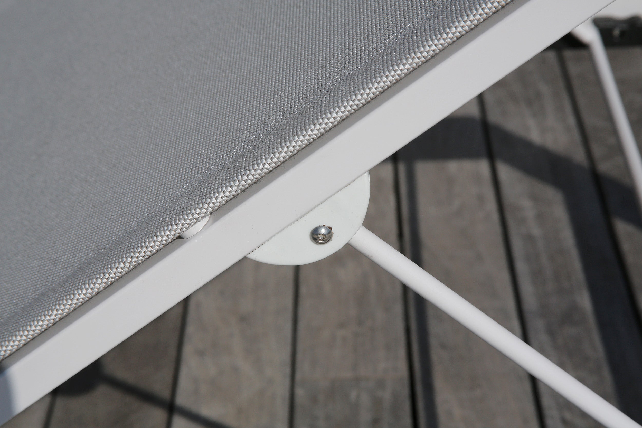 Barlow Tyrie I Equinox Sonnenliege pulverbeschichtet