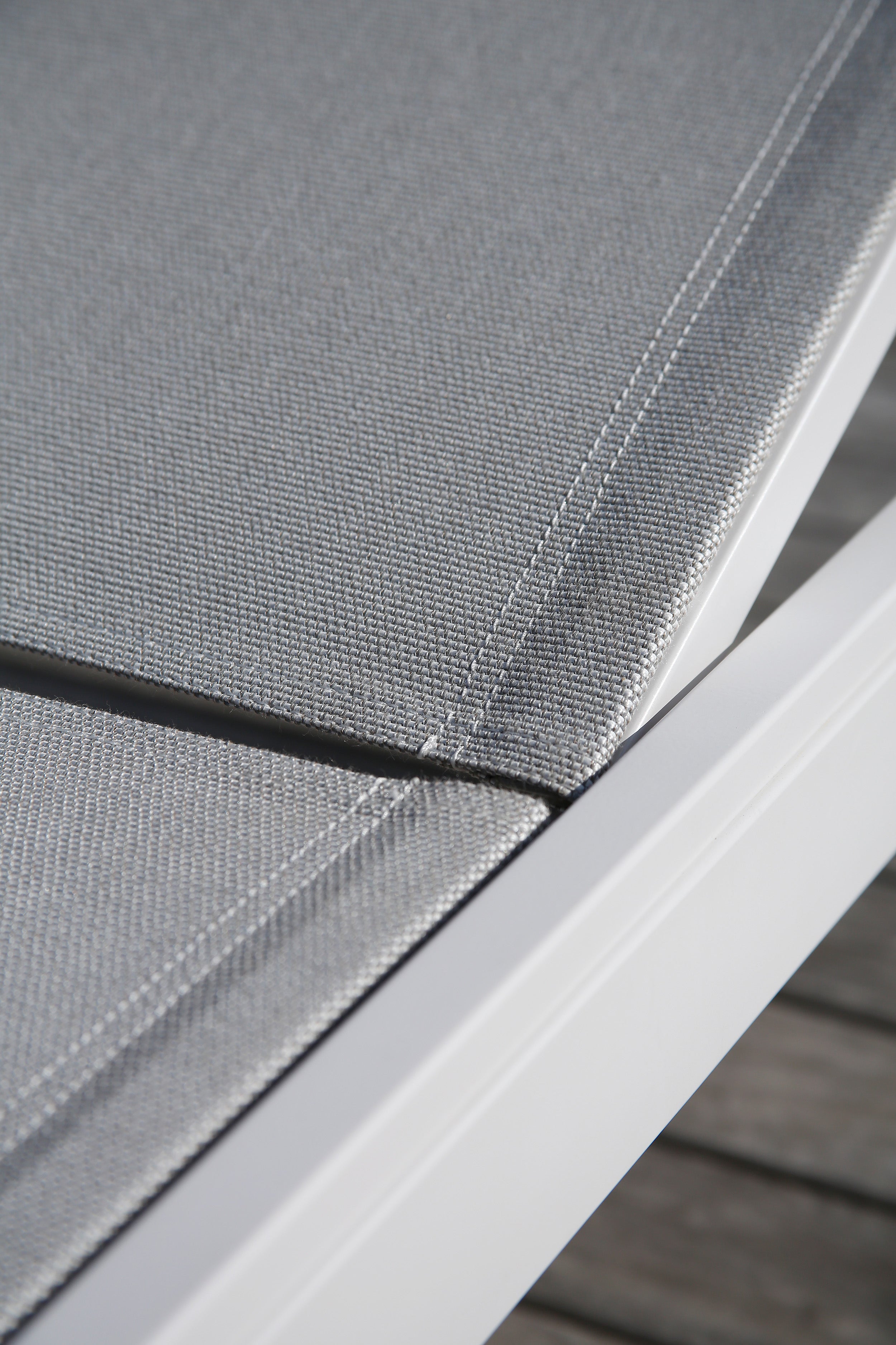 Barlow Tyrie I Equinox Sonnenliege pulverbeschichtet