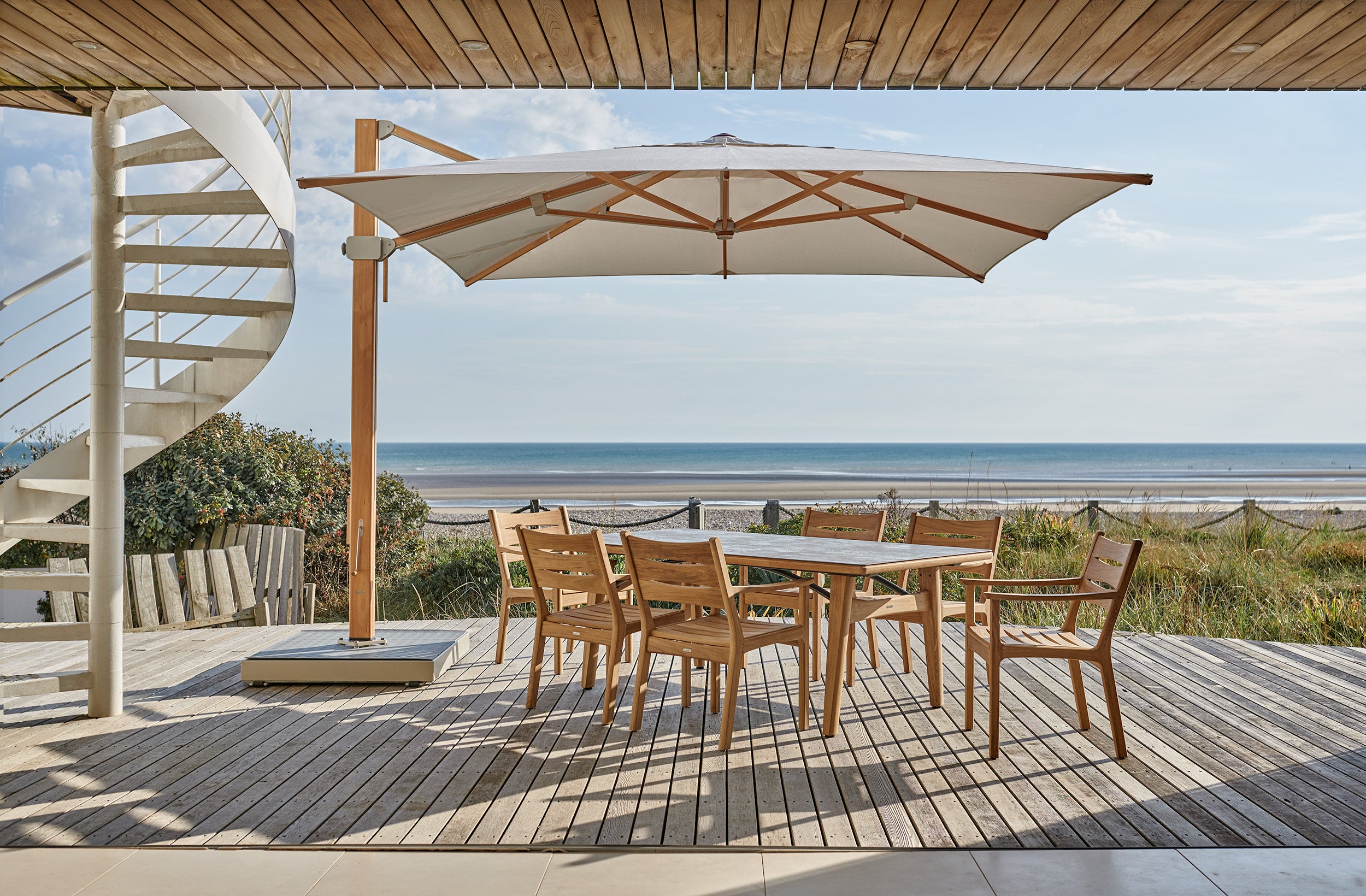 Barlow Tyrie I Napoli Cantilever Parasol 350 cm, square