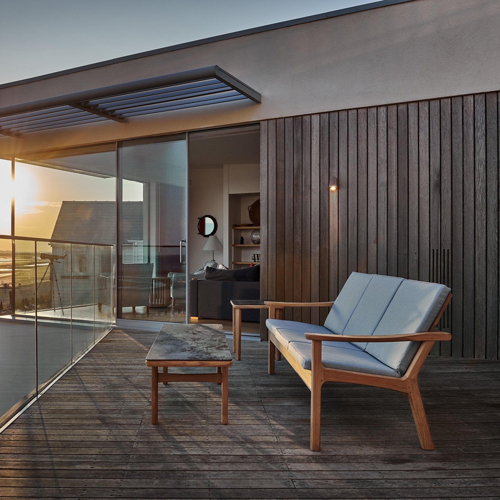 Barlow Tyrie I Monterey Beistelltisch 50 cm, quadratisch