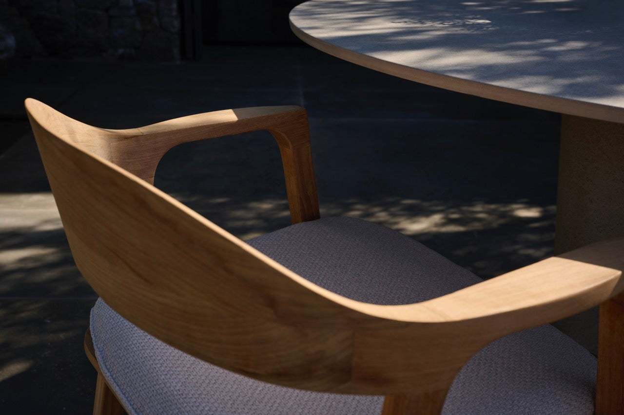 Tribu I Tao Esstisch 240 cm, oval