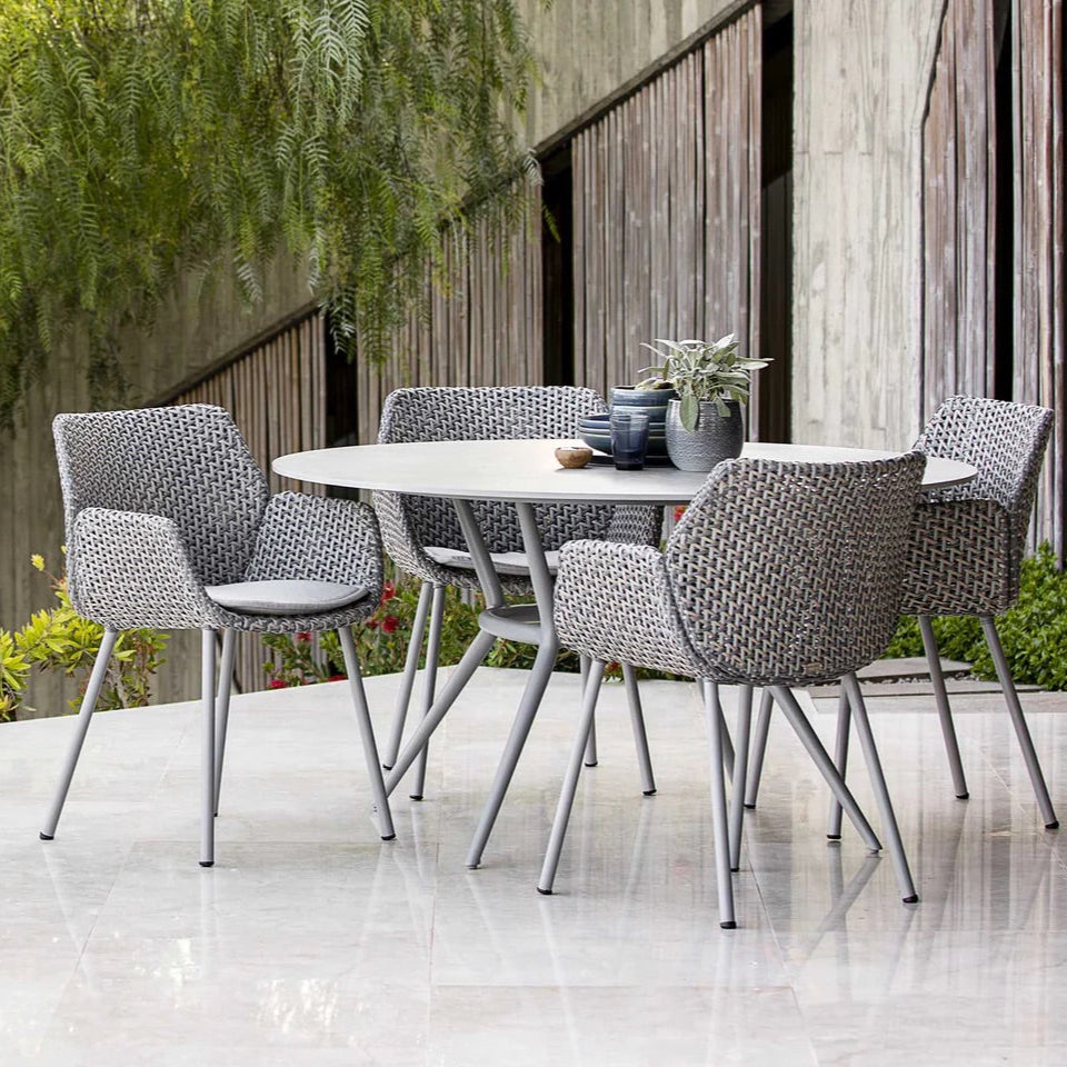 Cane-Line I Joy Esstisch 144 cm, rund