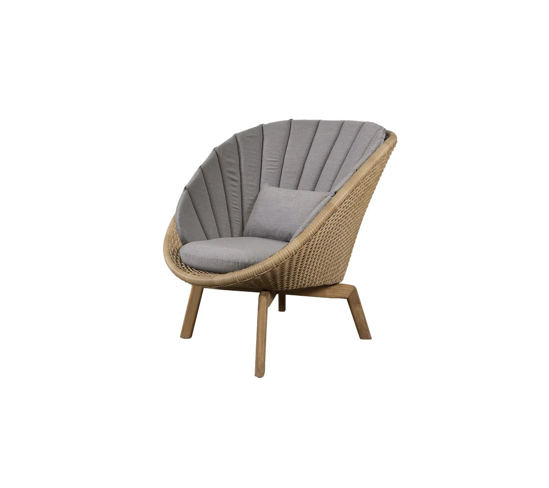 Cane-Line I Peacock Loungesessel Rattanoptik