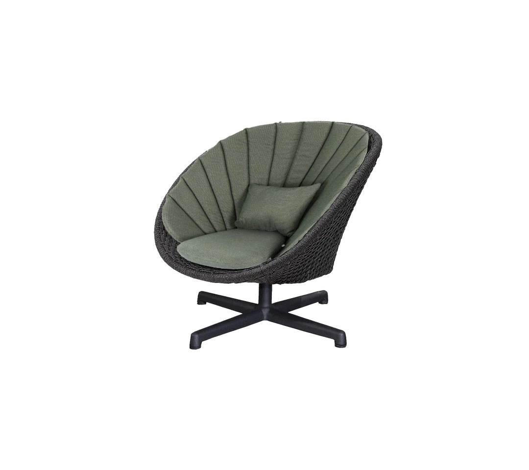 Cane-Line I Peacock lounge chair swivel
