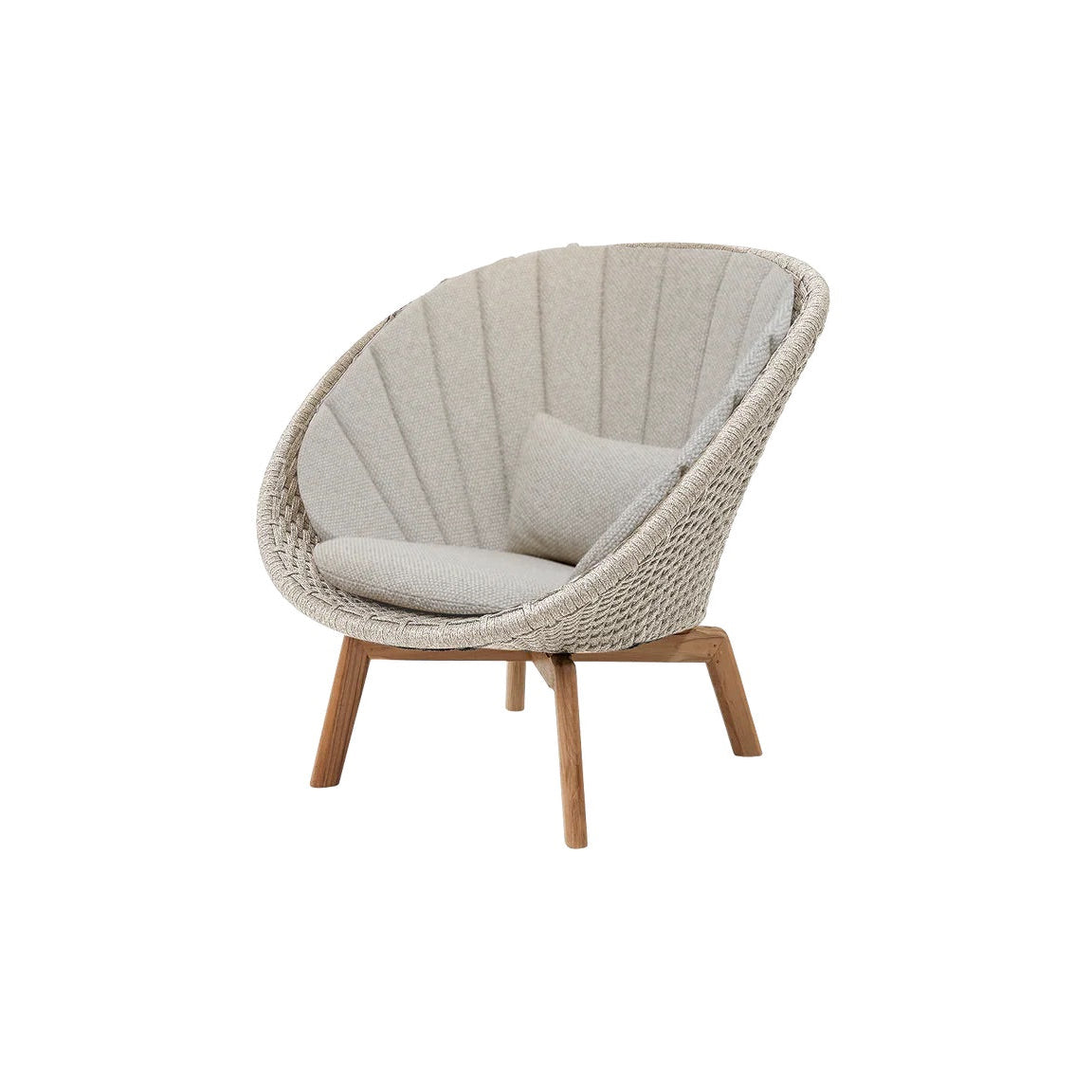 Cane-Line I Peacock lounge chair with teak legs