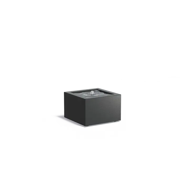 Adezz I Wassertisch aus Aluminium mit LED und Pumpe, quadratisch