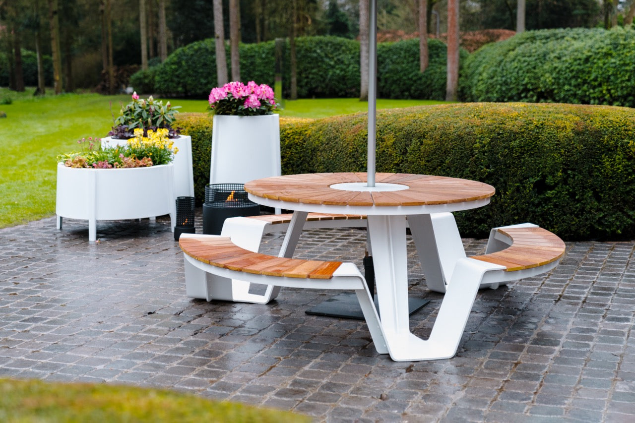 Adezz I Botan Pflanzgefäß aus Aluminium