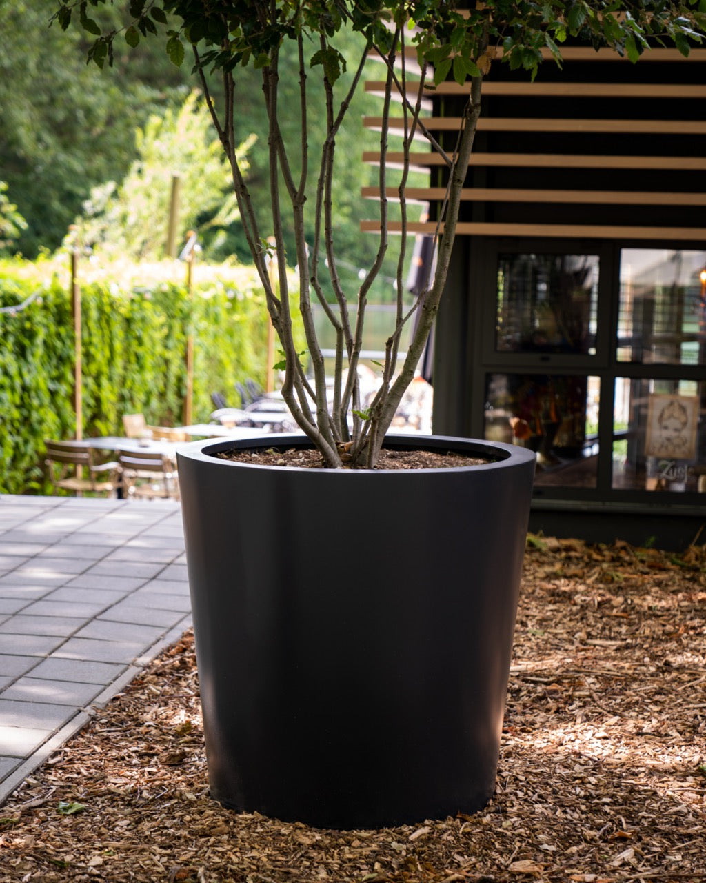 Die Entwässerungslöcher ermöglichen das einfache Ablaufen von Wasser.
