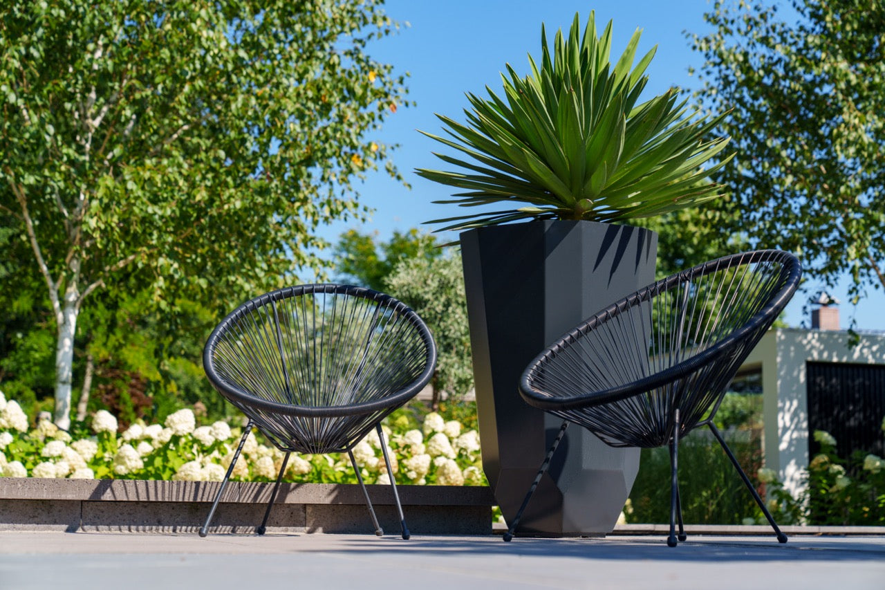 Adezz I Facet Pflanzgefäß aus Aluminium