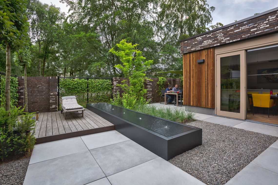 Adezz I Wassertisch aus Aluminium mit LED und Pumpe, rechteckig