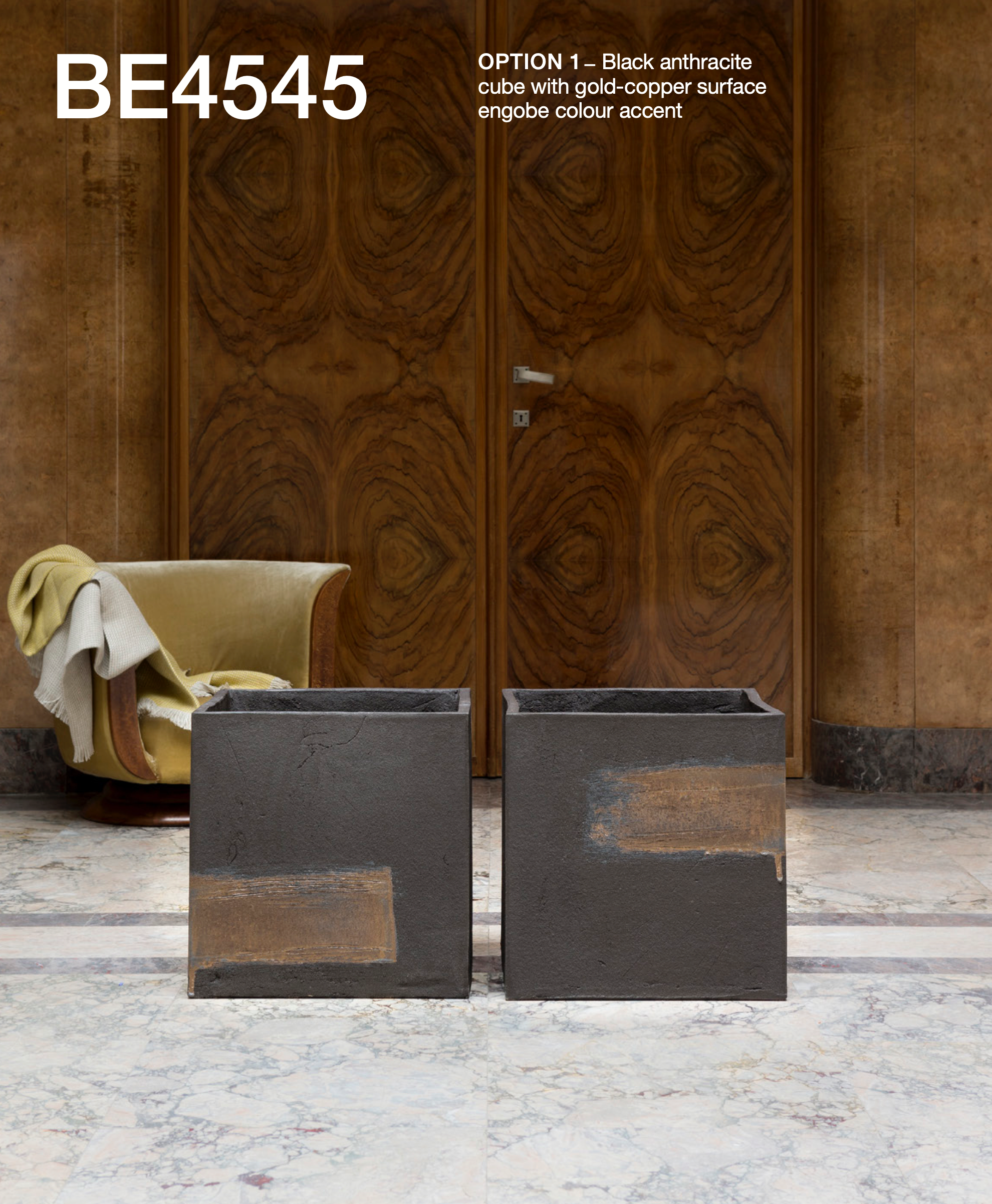 Atelier Vierkant Model BE4545 OPTION 1— Black anthracite cube with gold-copper surface engobe colour accent