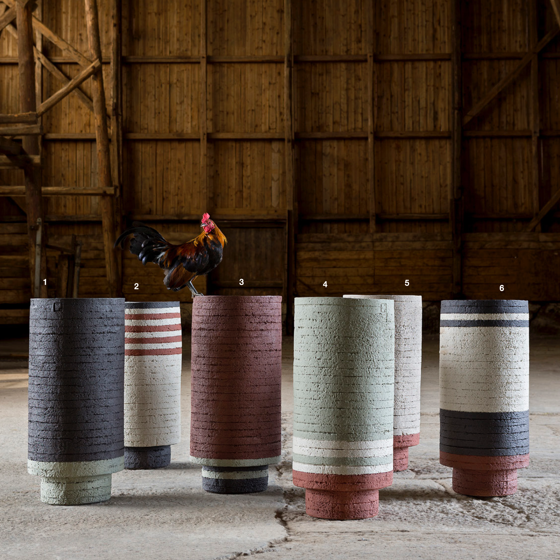 Das CS60 Pflanzgefäß von Atelier Vierkant ist ein handgefertigtes, kompaktes Gefäß aus hochwertigem Terrakotta. Es hat ein zeitloses Design und ist in verschiedenen Farben erhältlich.