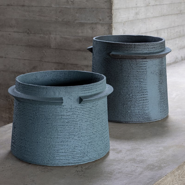 Atelier-Vierkant-MK-Pflanzgefaess-Keramik-handgefertigt-anthrazit-indoor-outdoor