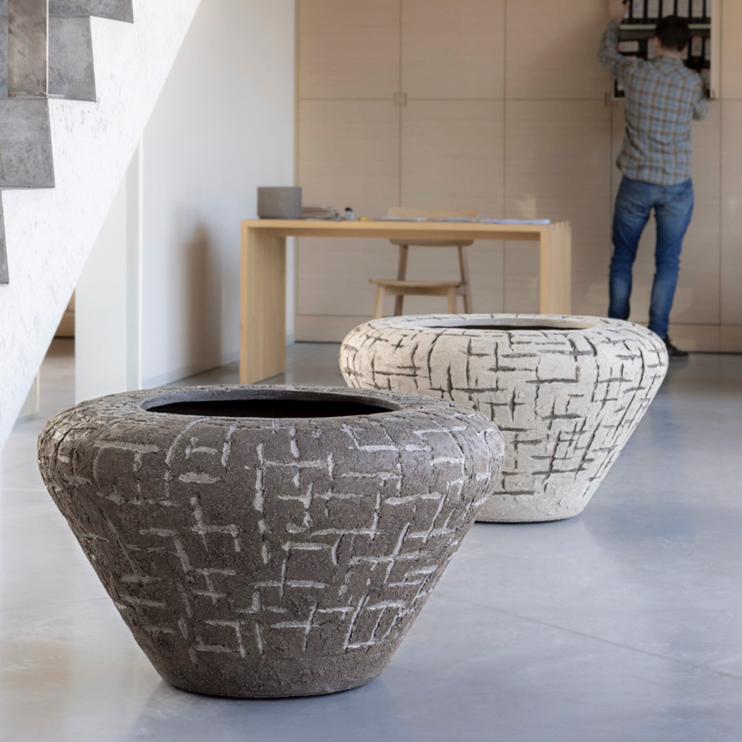 Atelier Vierkant: Frostbeständige Pflanzgefäße aus feinstem Terrakotta. Jetzt entdecken!