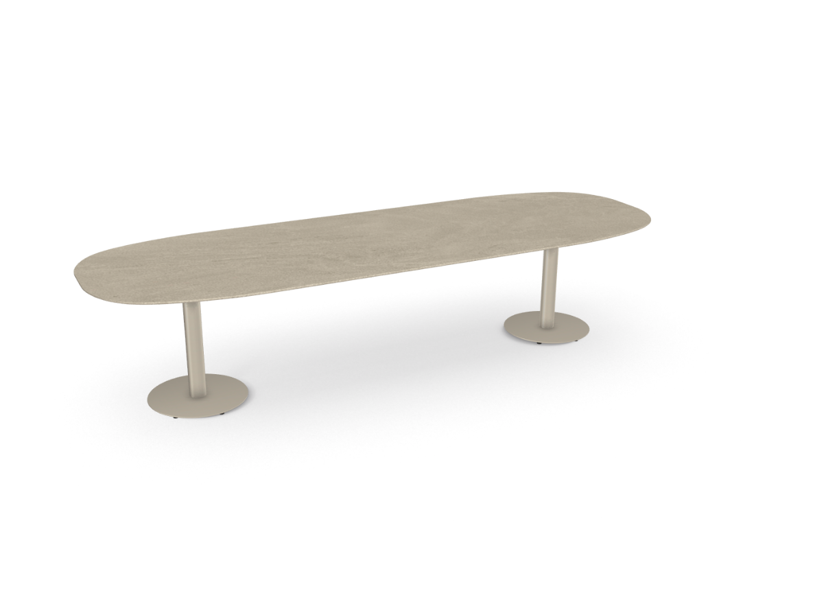 Tribu I T-Table niedriger Esstisch 298 cm, oval