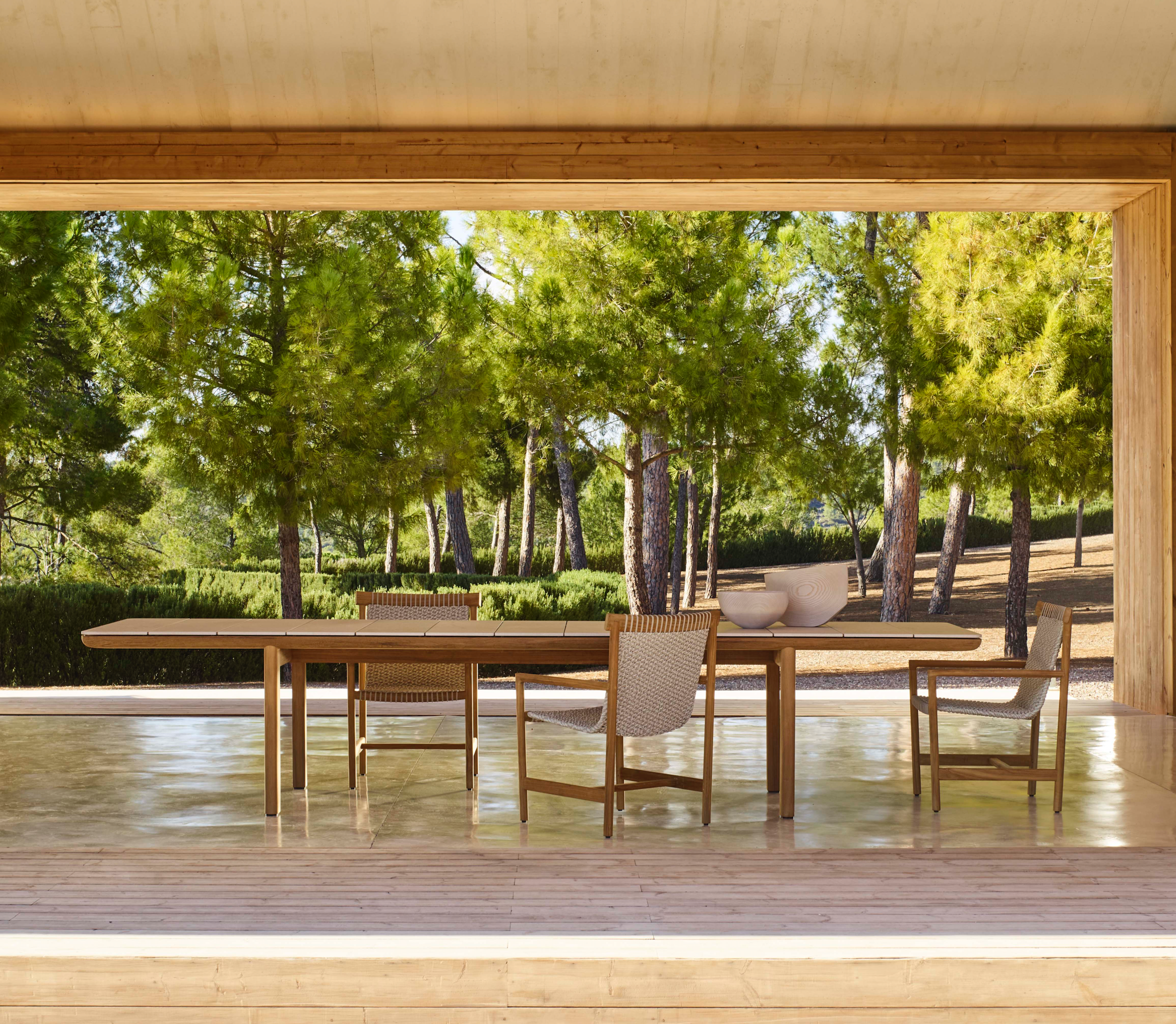 Tribu I Amanu dining table 290 cm, rectangular