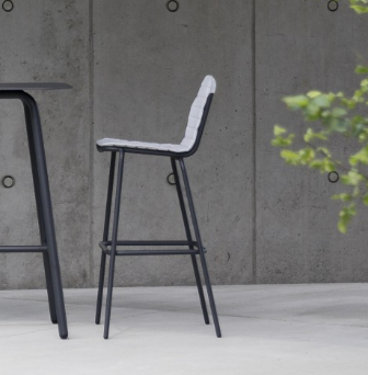 Todus I Starling Barstool