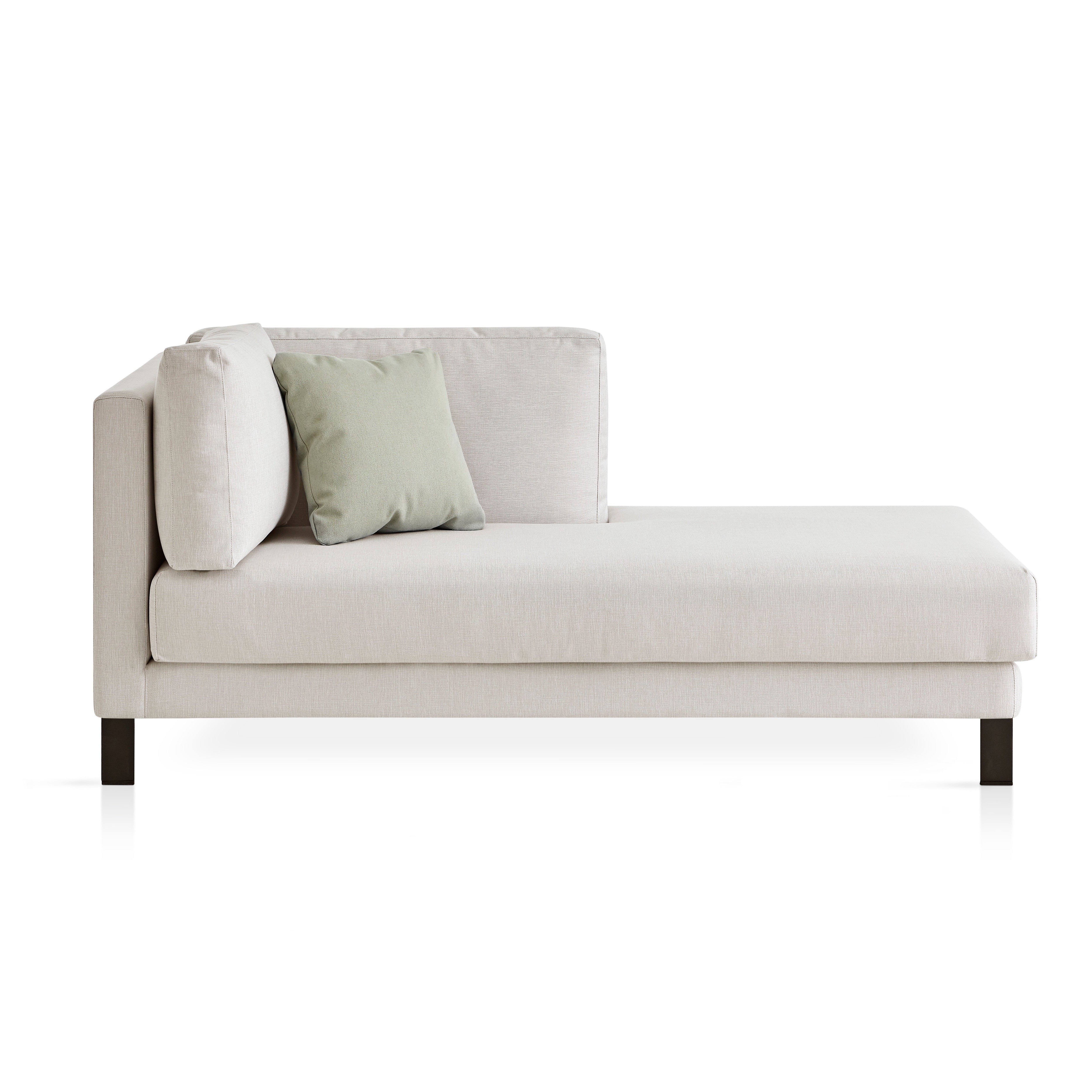 expormim | Slim Chaise Longue with right armrest