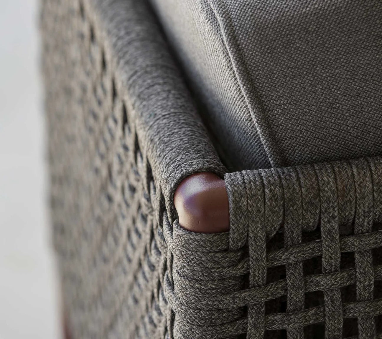 Cane-Line I Encore lounge chair
