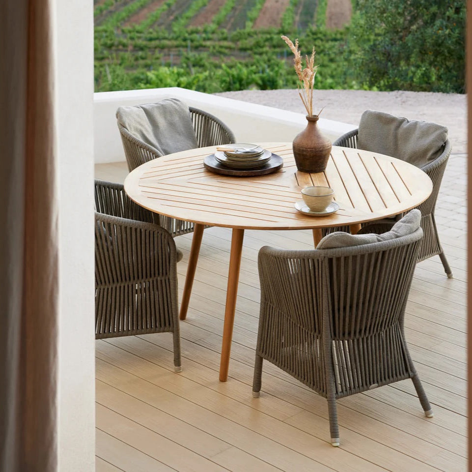 Cane-Line I Define Esstisch 120 cm, rund