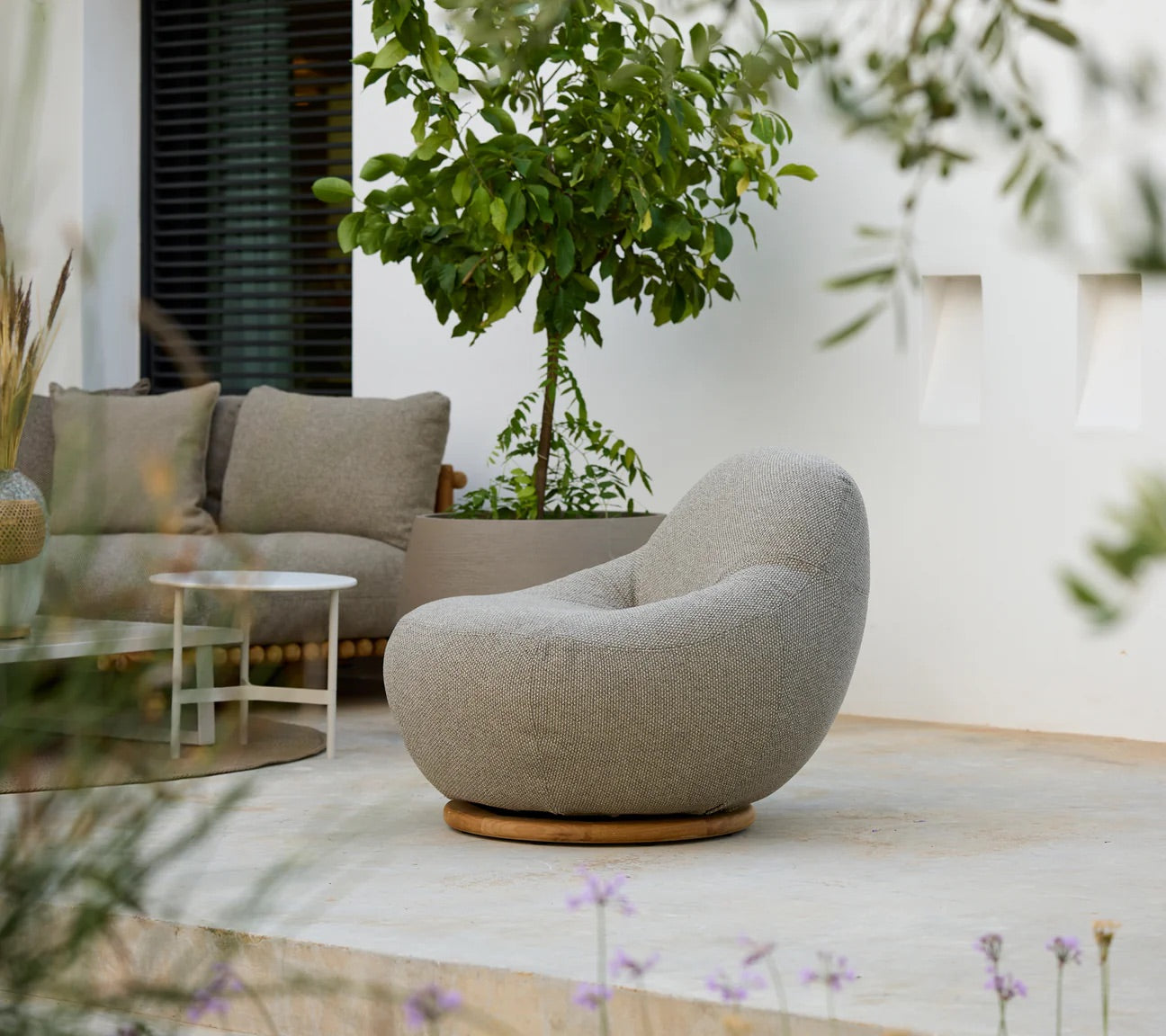 Cane-Line I Gem Loungesessel, drehbar