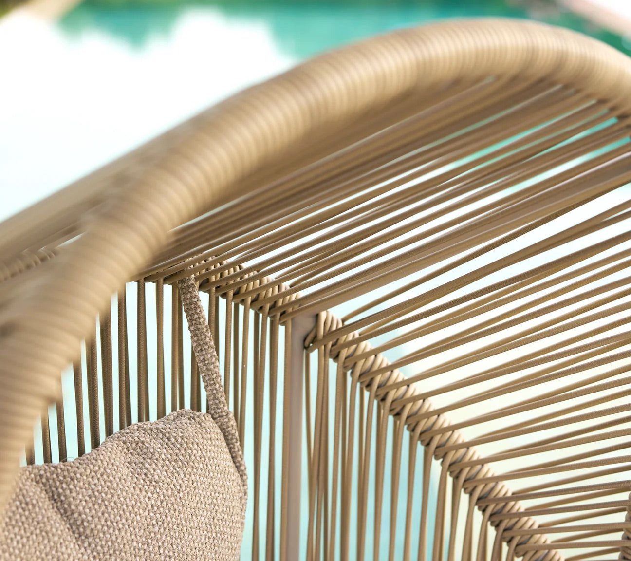 Cane-Line I Hive Schaukelstuhl