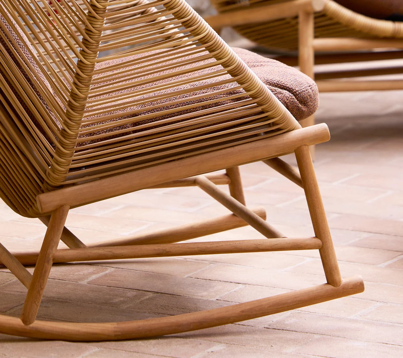 Cane-Line I Hive Schaukelstuhl