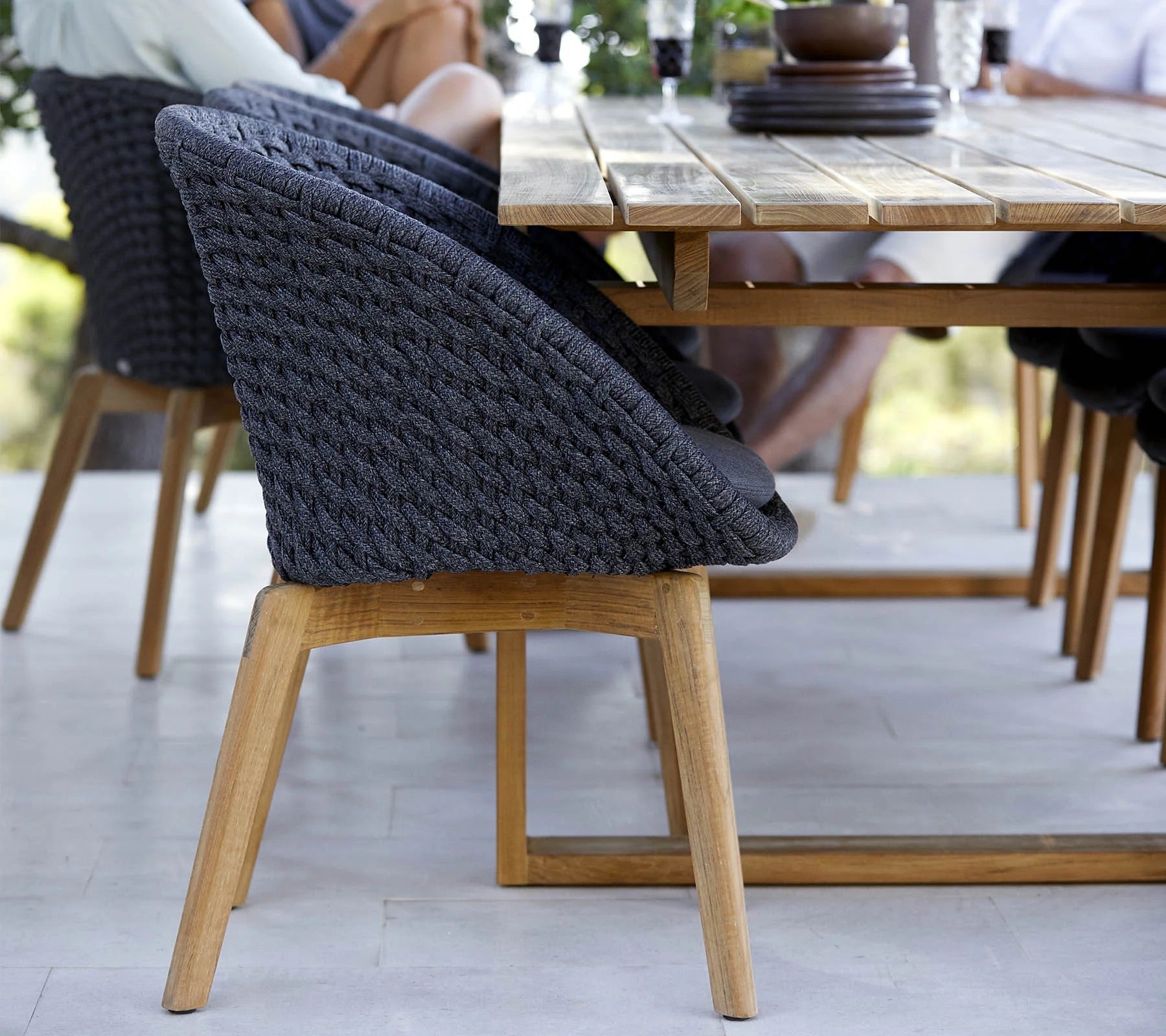 Cane-Line Endless dining table 332 cm