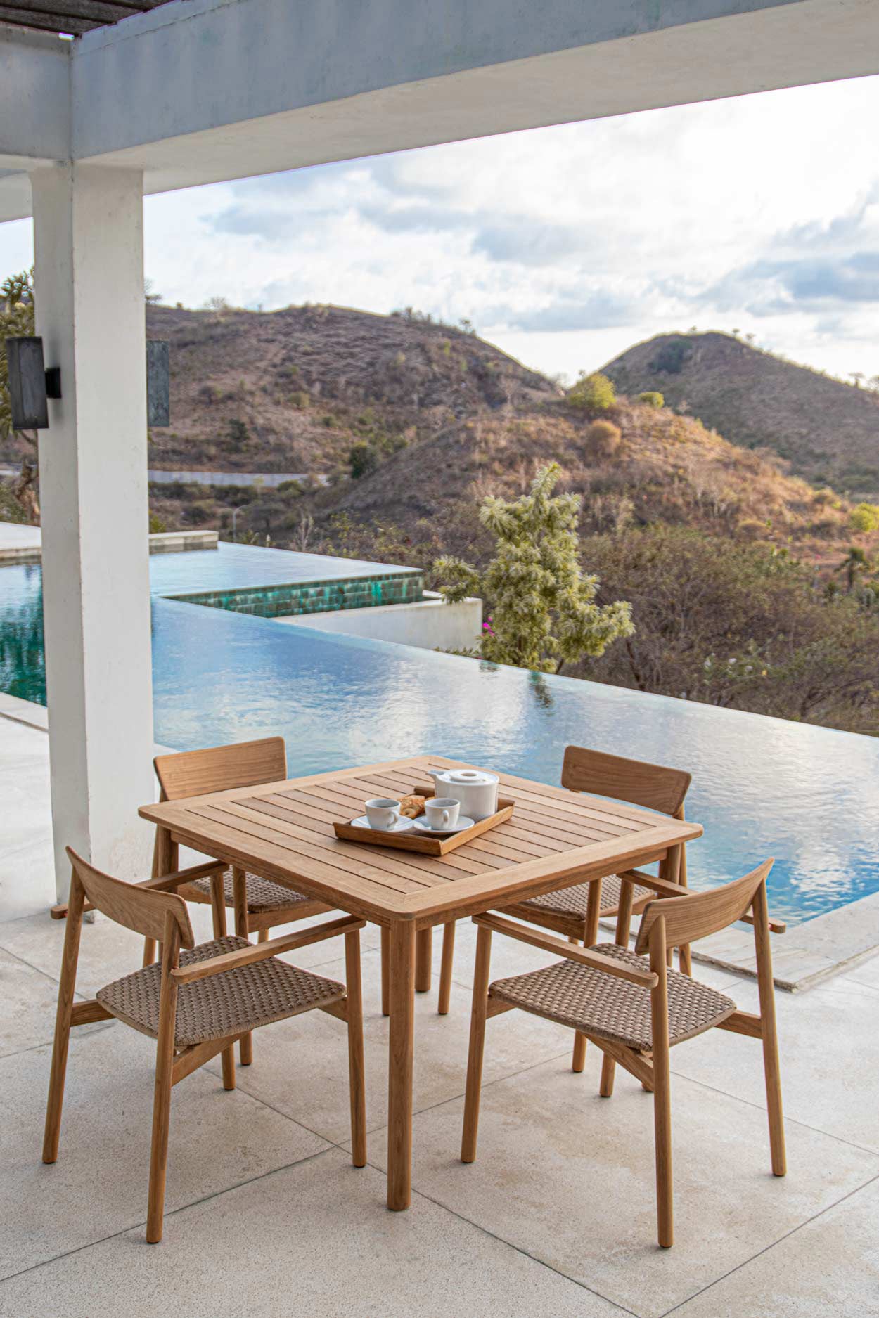 Traditional Teak I Carmen Essstuhl