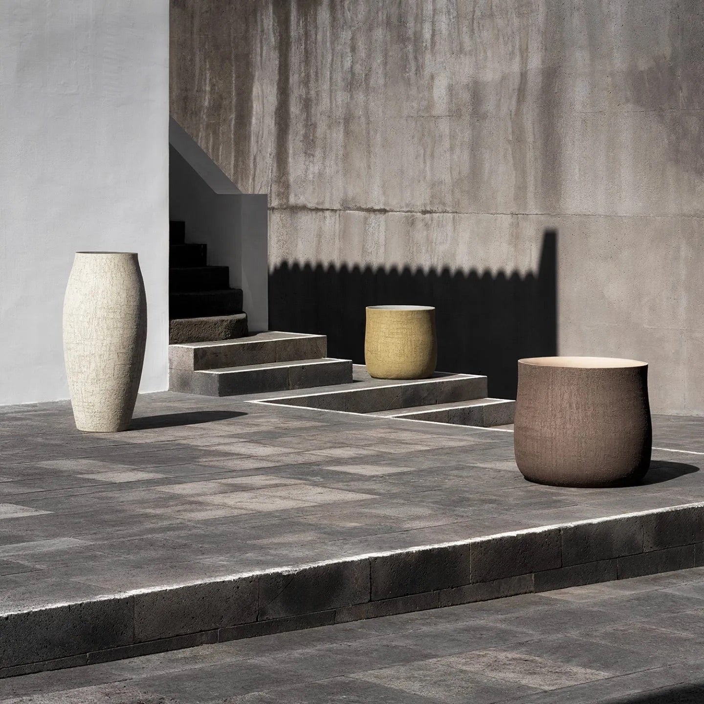 Domani I Helsinki Terracotta mit Olivenbaum auf Rooftop