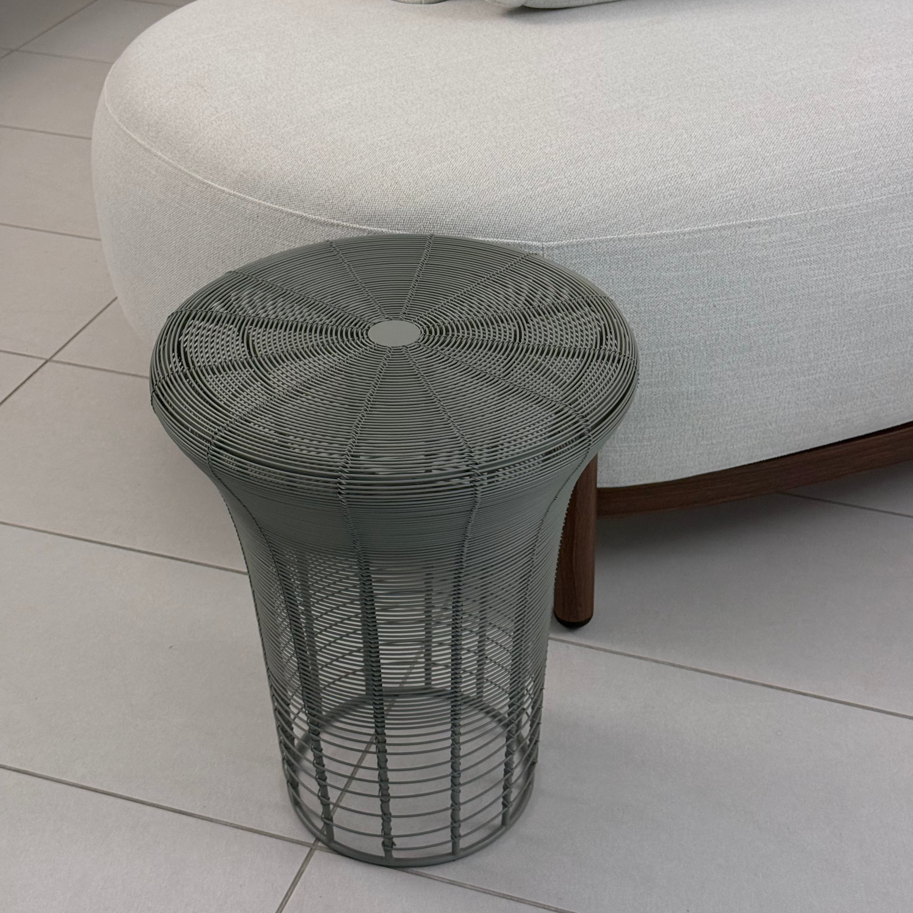 Gandia Blasco Aram Hocker hoch Ø 36 cm Zementgrau, Ausstellungsstück