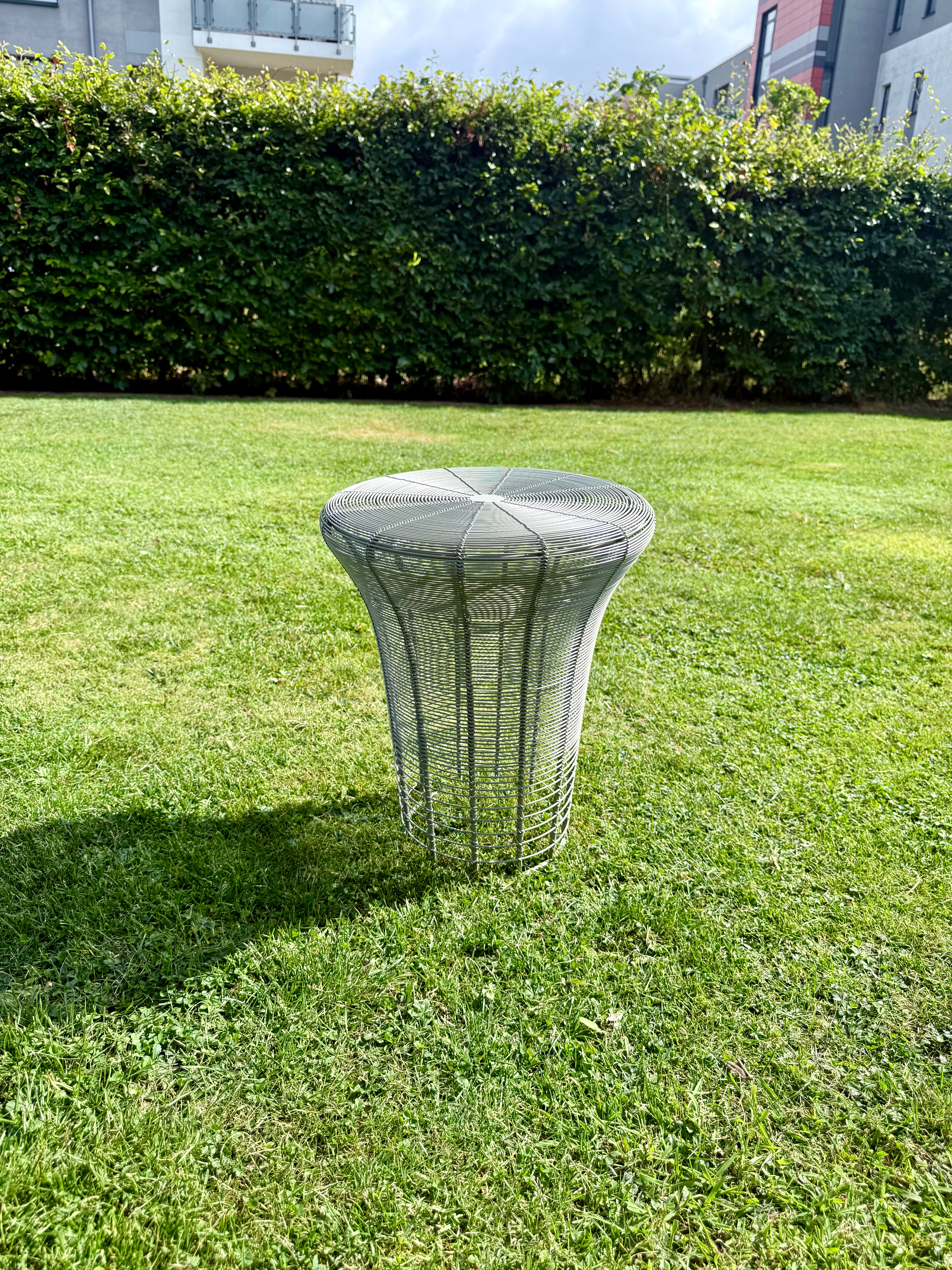 Gandia Blasco Aram Hocker hoch Ø 36 cm Zementgrau, Ausstellungsstück