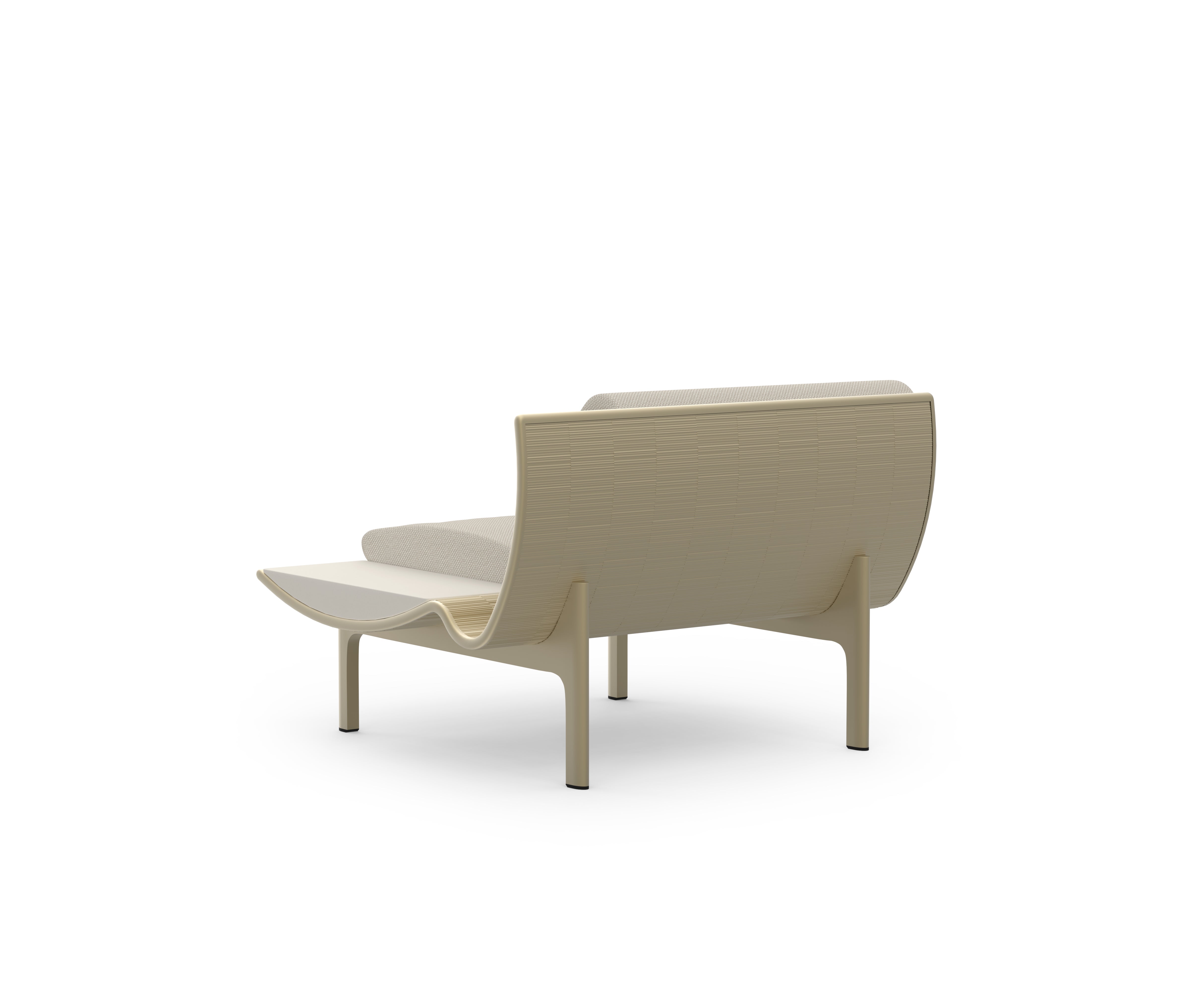 Gandia Blasco I Dunne armchair with side table
