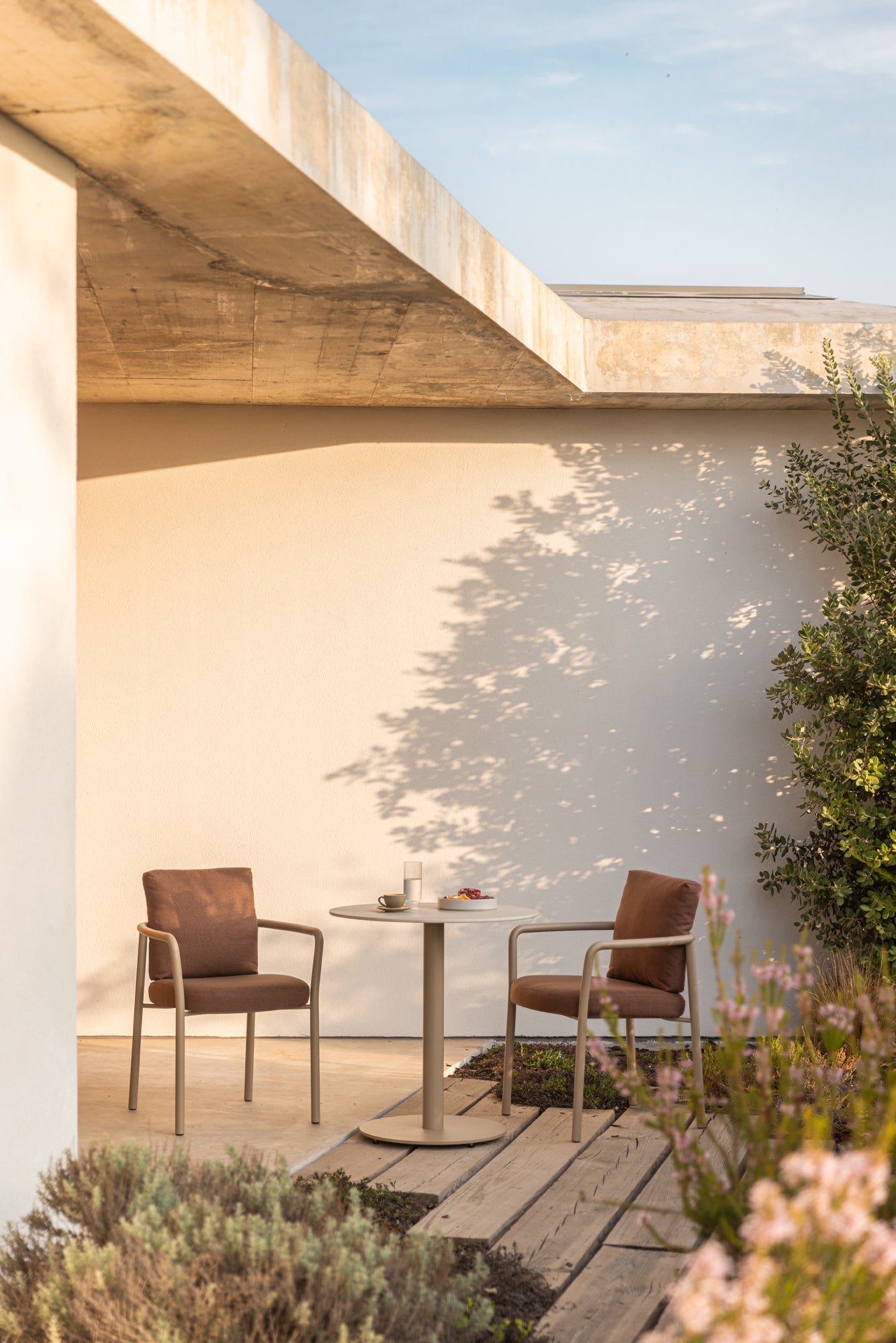 Todus I Kori Armlehnenstuhl