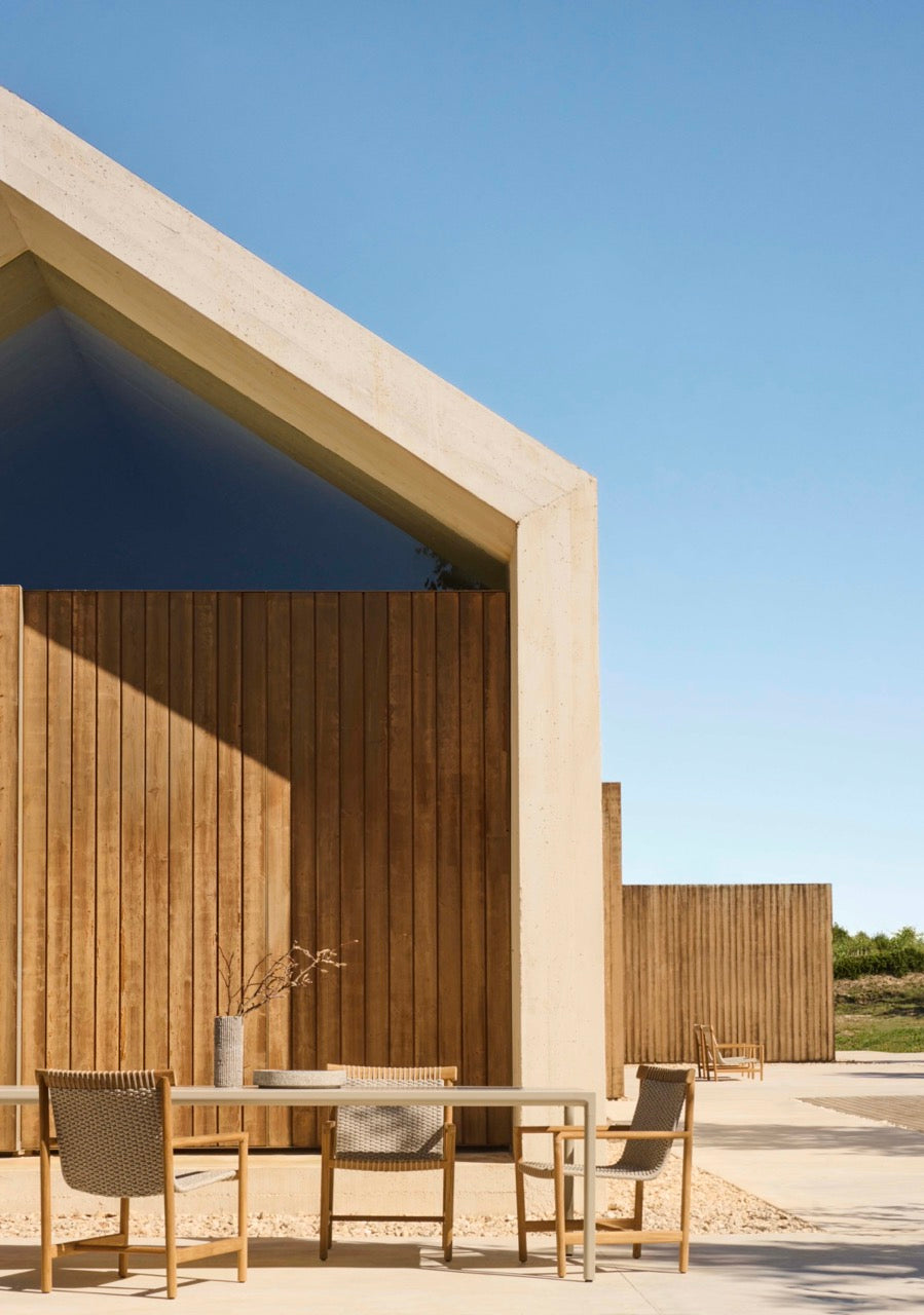 Tribu I Amanu Armlehenstuhl