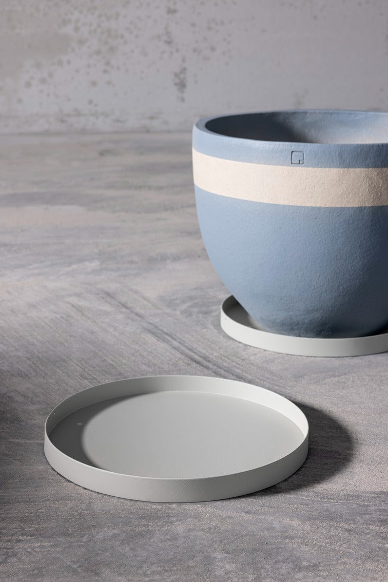 Schützen Sie Ihren Boden mit frostfesten Atelier Vierkant Untersetzern