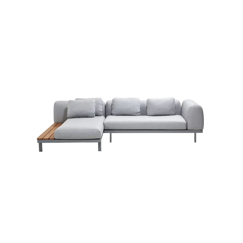 Cane-Line I Space Lounge mit großer Ablage