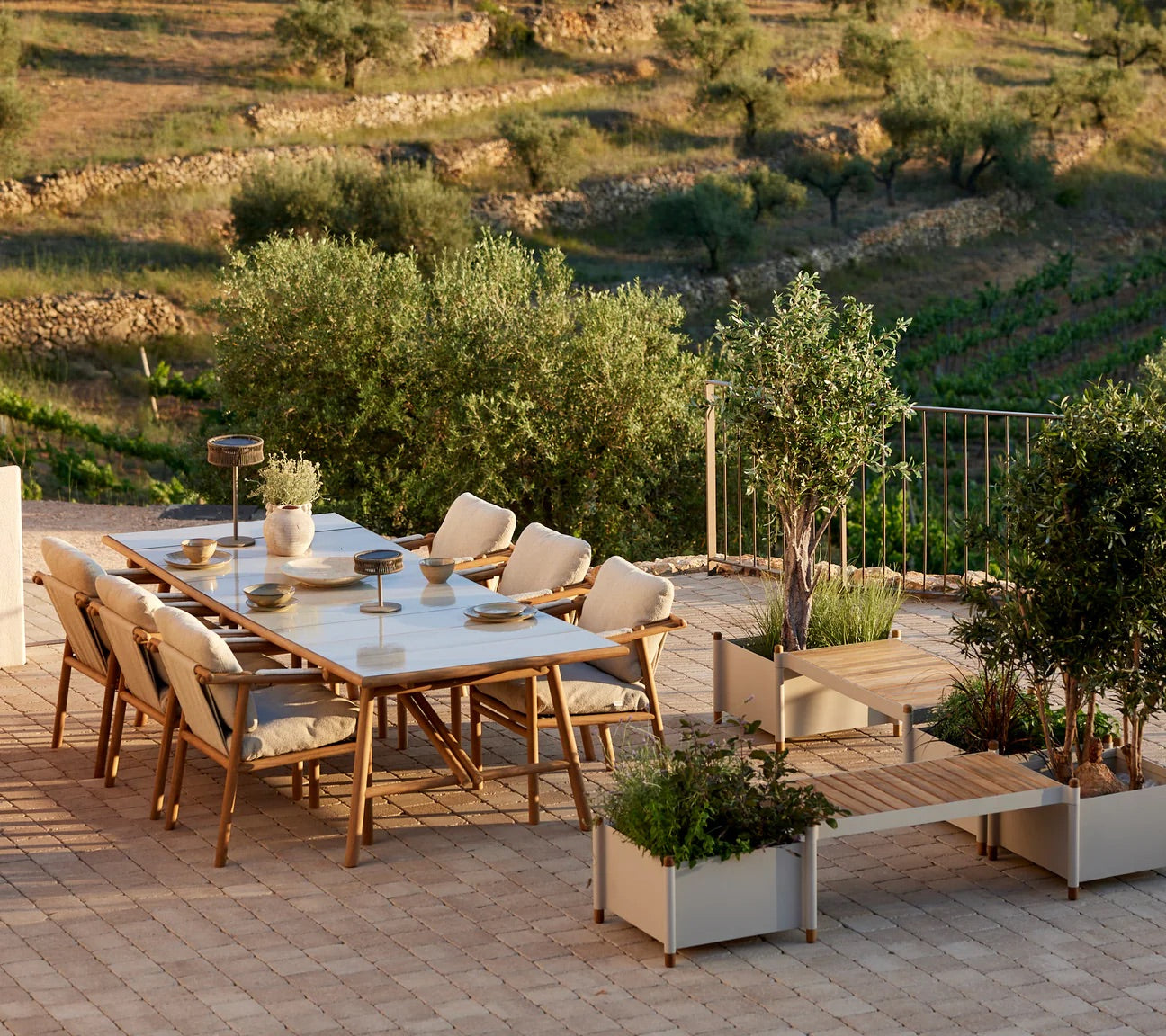 Cane-Line I Sticks Esstisch 280 cm, rechteckig