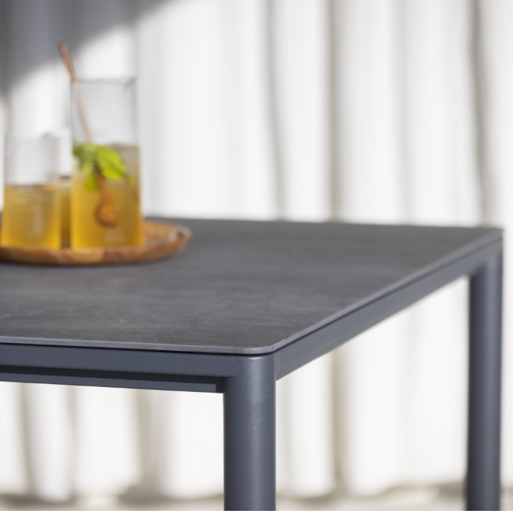 Todus I Alca dining table in various sizes, rectangular