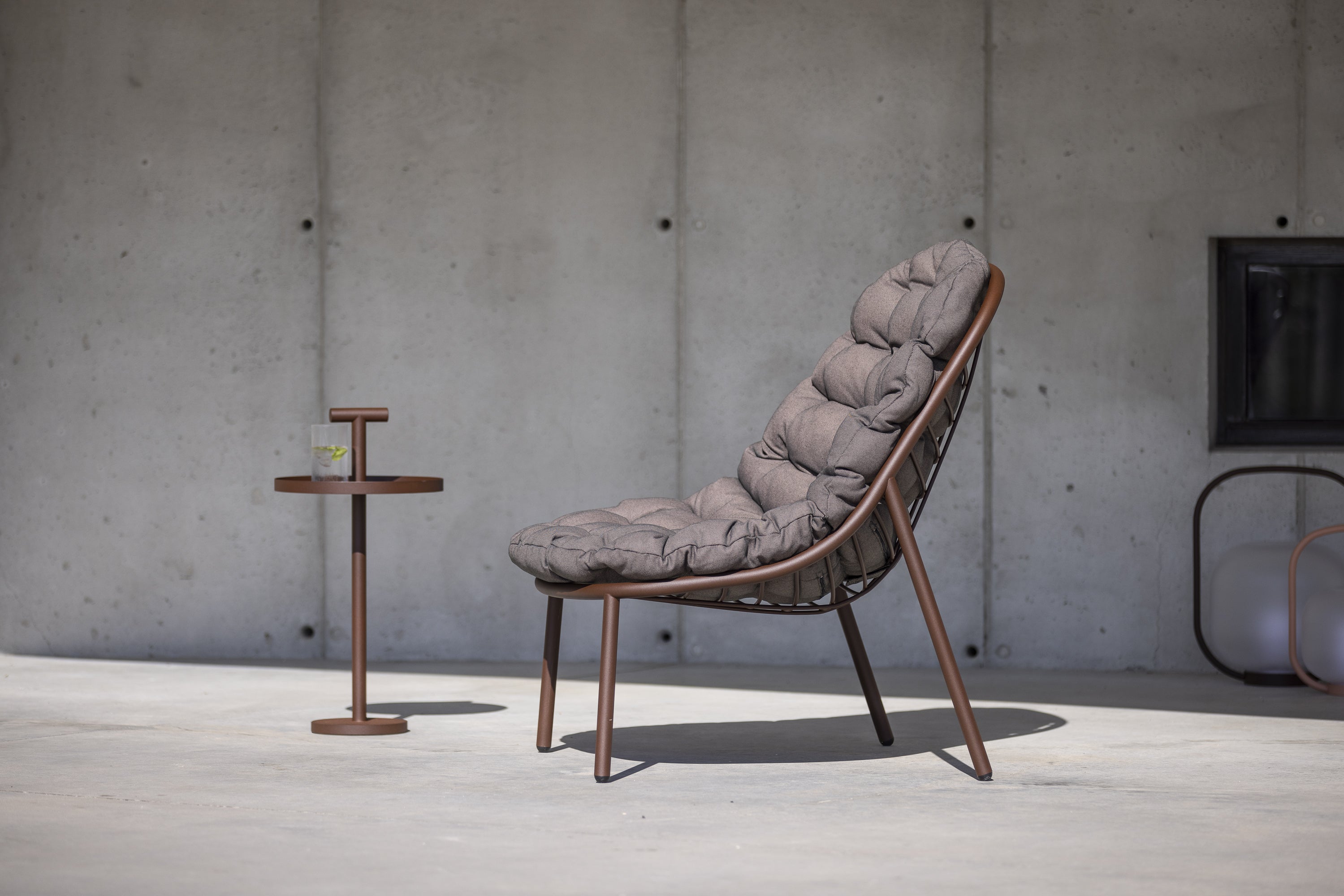 Todus I Albus Loungestuhl