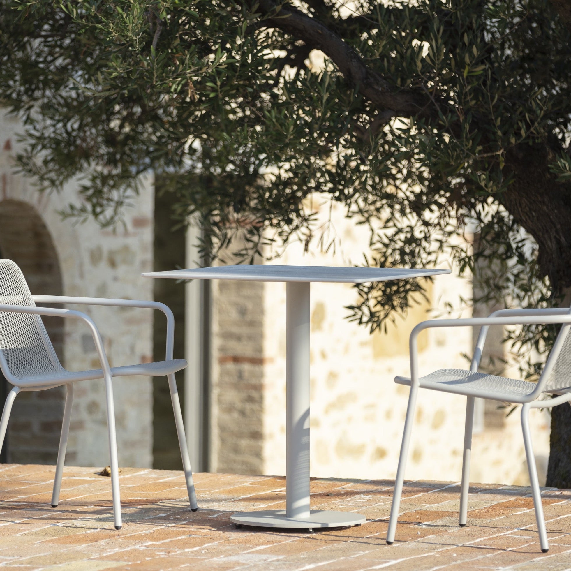Todus I Branta Bistro Table 70 cm, square