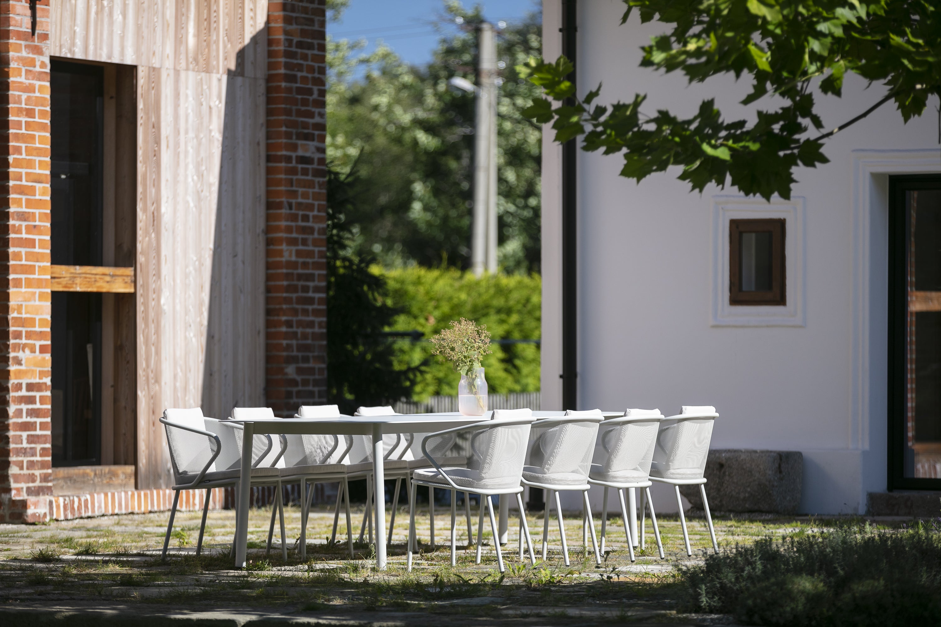 Todus I Condor schmaler Esstisch 180 cm, rechteckig